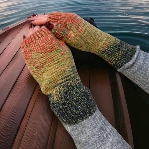 Handmade Women's Wool Blend Watermelon Multi Knit Fingerless Soft Mittens Gloves - Picture 10 of 10